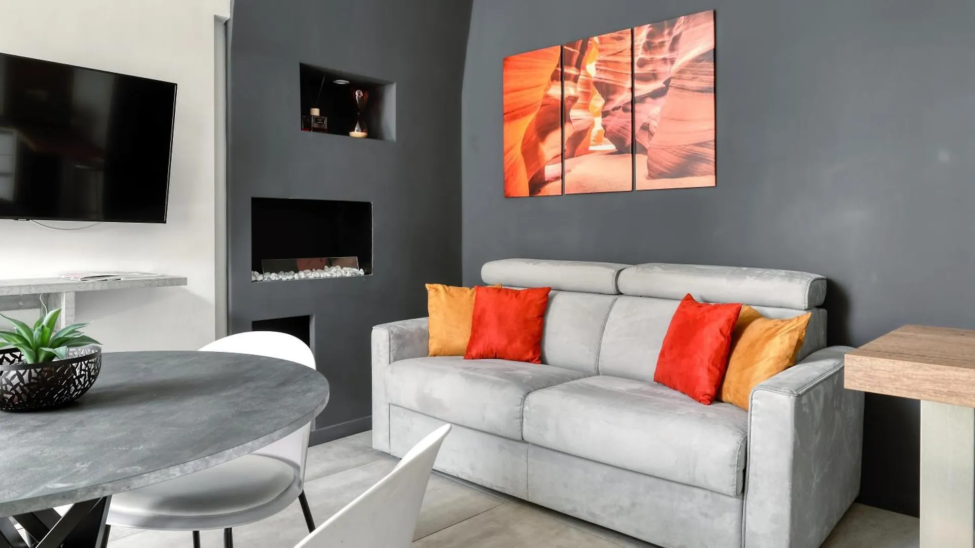 Ideal Rent - Farini 74 Milano