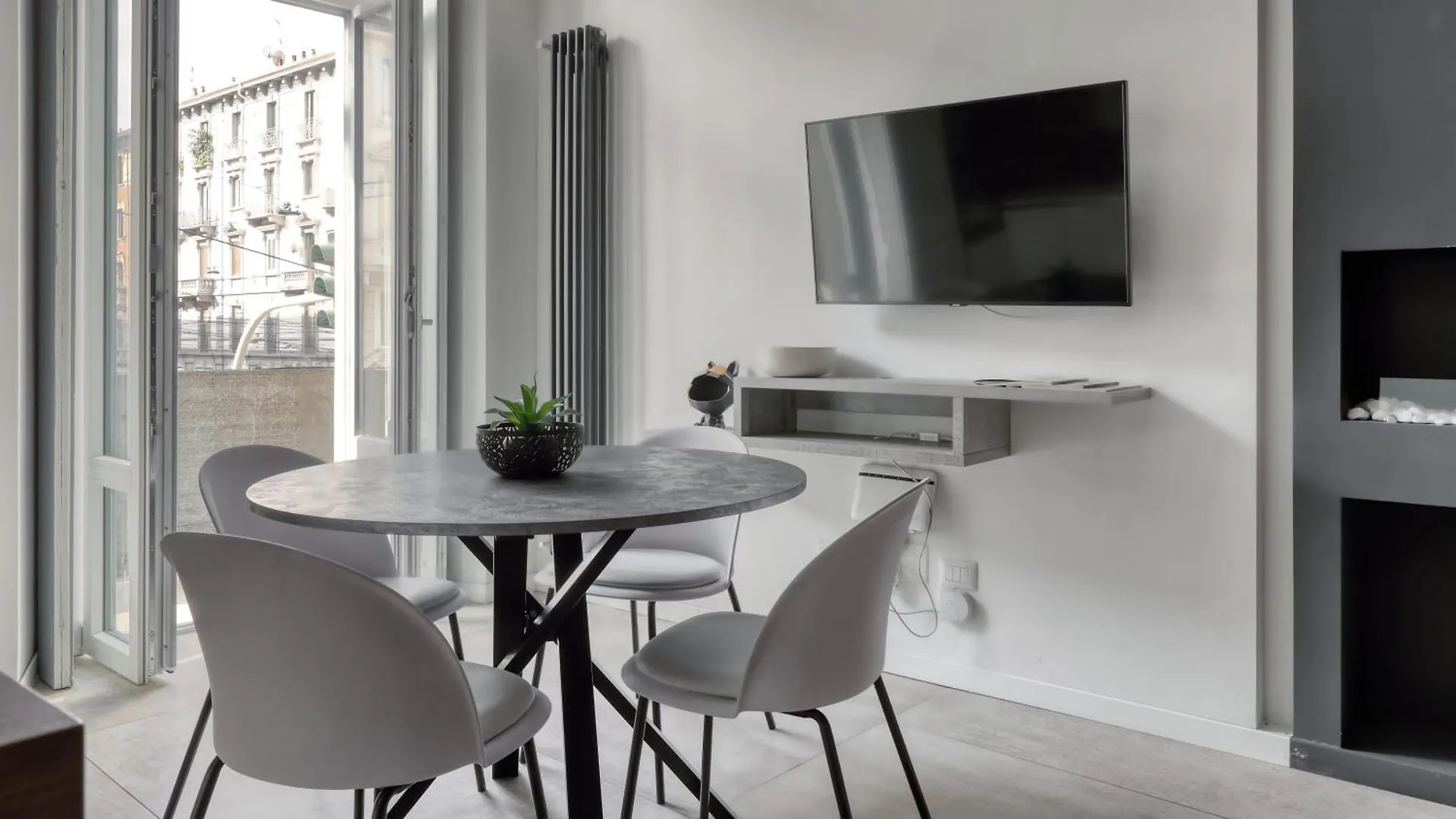 Appartamento Ideal Rent - Farini 74 Milano