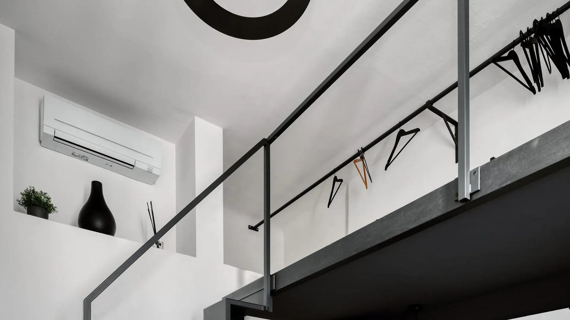 Ideal Rent - Farini 74 Milano